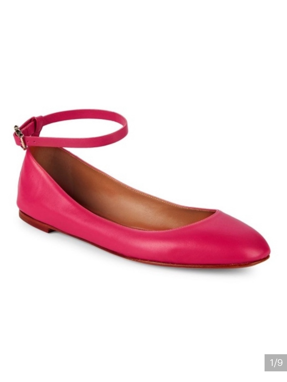 NWT VALENTINO GARAVANI Classic Leather Flats